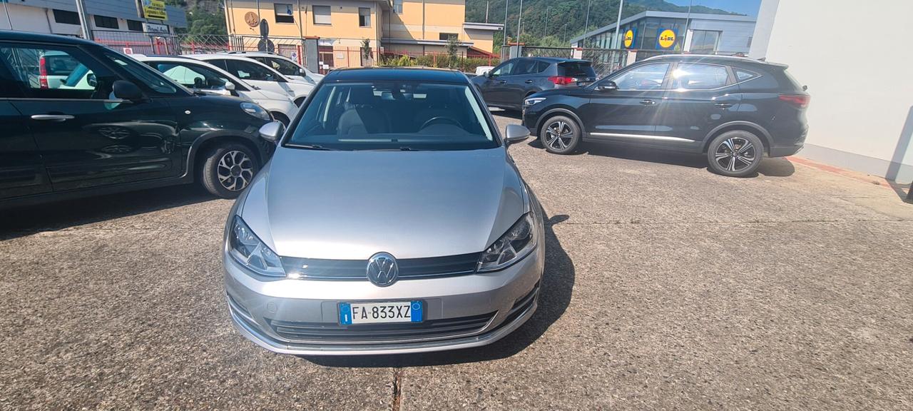 Volkswagen Golf Business 2.0 TDI DSG 5p. Highline BlueMotion Tech.