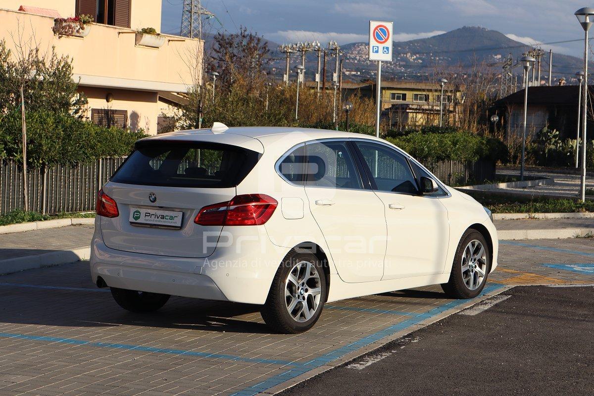 BMW 218i Active Tourer Advantage