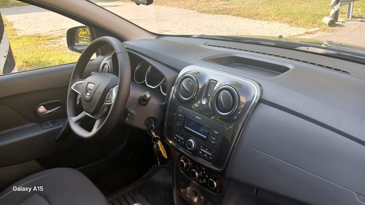 Dacia Sandero 1.0 BENZINA KM 22300