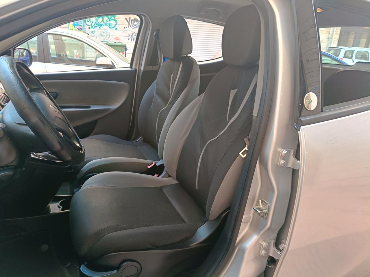 LANCIA YPSILON 900 BENZ/METANO-NEOPATENTATI-Euro5900