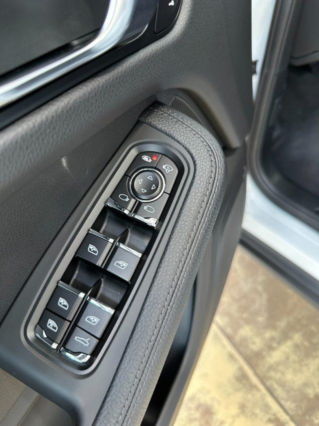 PORSCHE Macan 2.0 PDK - 20" - Tetto - Telecamera - Scarichi-PASM