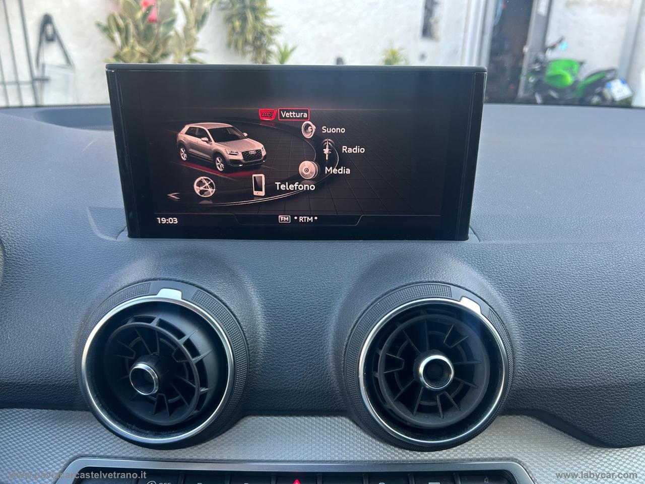AUDI Q2 30 TDI S tronic Identity Black