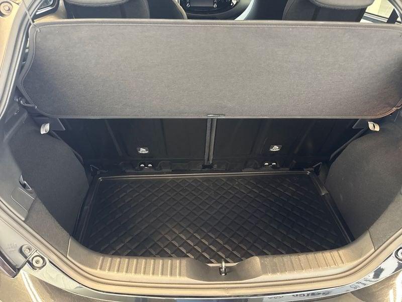 Toyota Aygo X 1.0 VVT-i 72 CV 5p. Trend