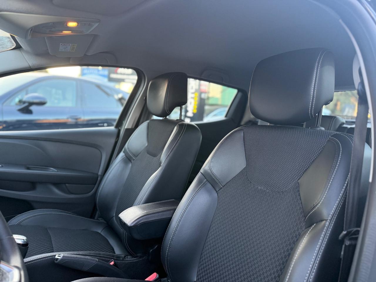 Renault Clio 1.5 dci SOLO 90.000KM - 2019