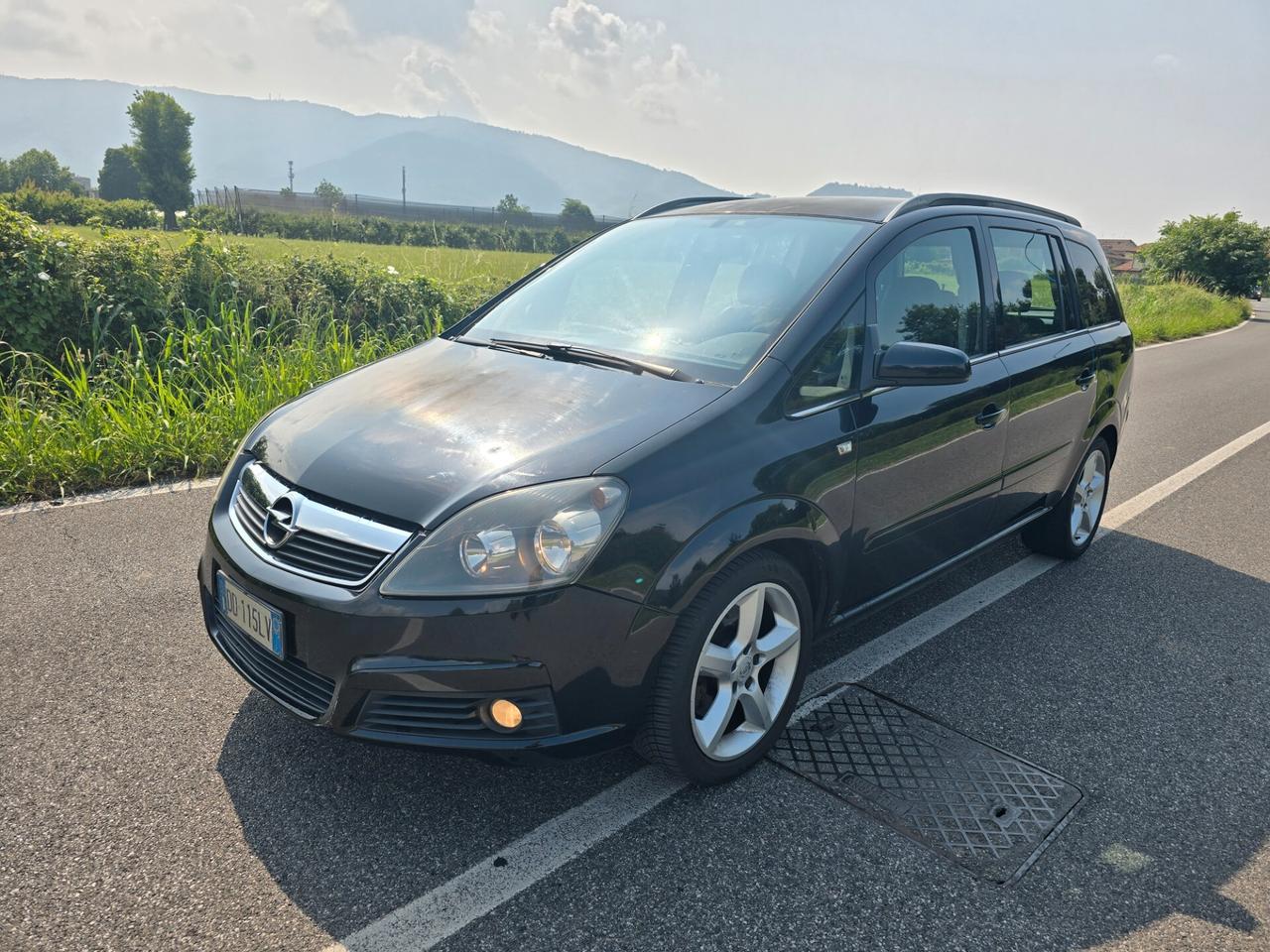 OPEL ZAFIRA 1.9 CDTI 7 POSTI"OK PER NEOPATENTATI"