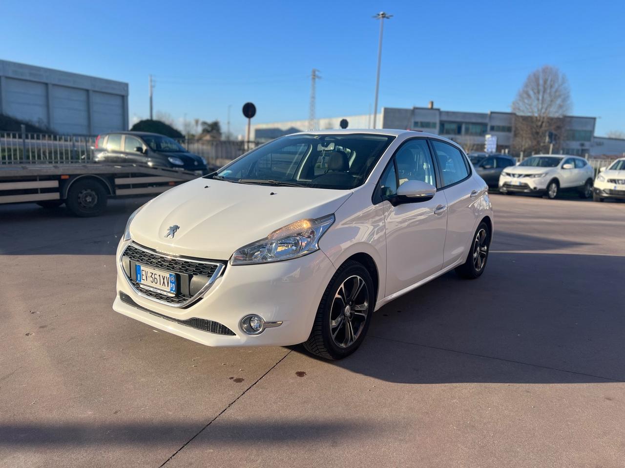 Peugeot 208 1.4 HDi 68 CV 5 porte Active