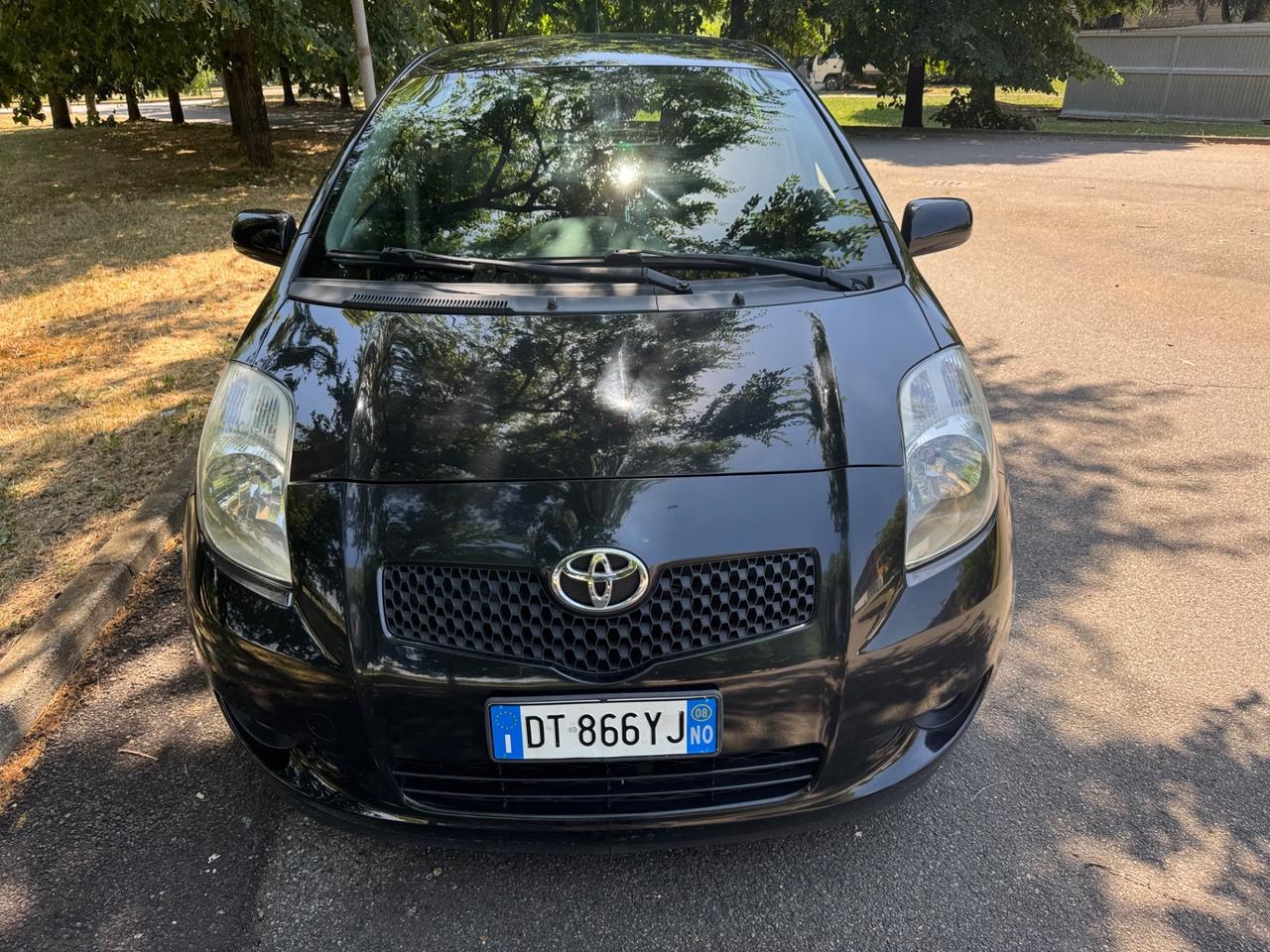 Toyota Yaris 1.3 5 porte Neopatentato