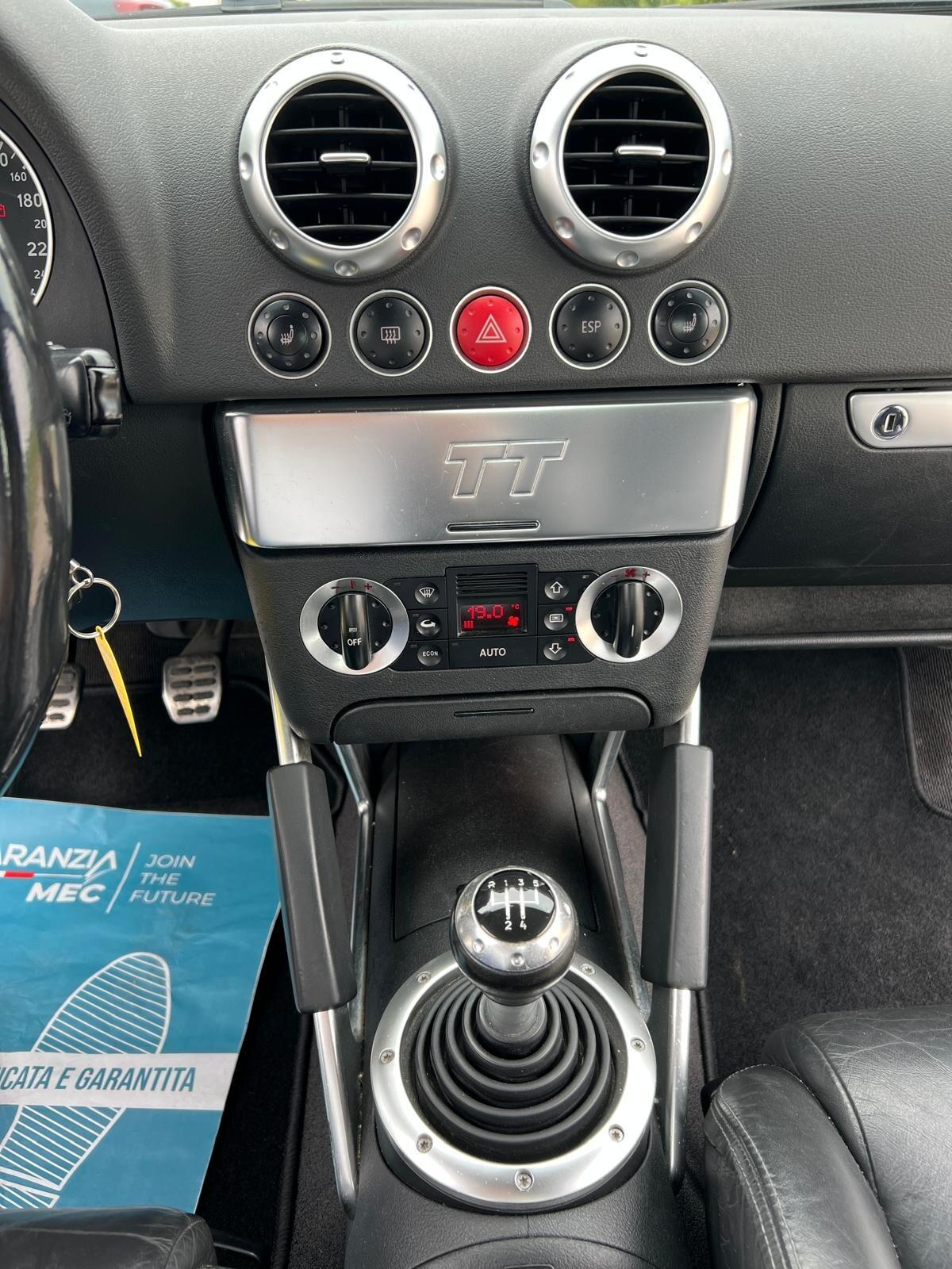 Audi TT Roadster 1.8 T 20V 179 CV cat