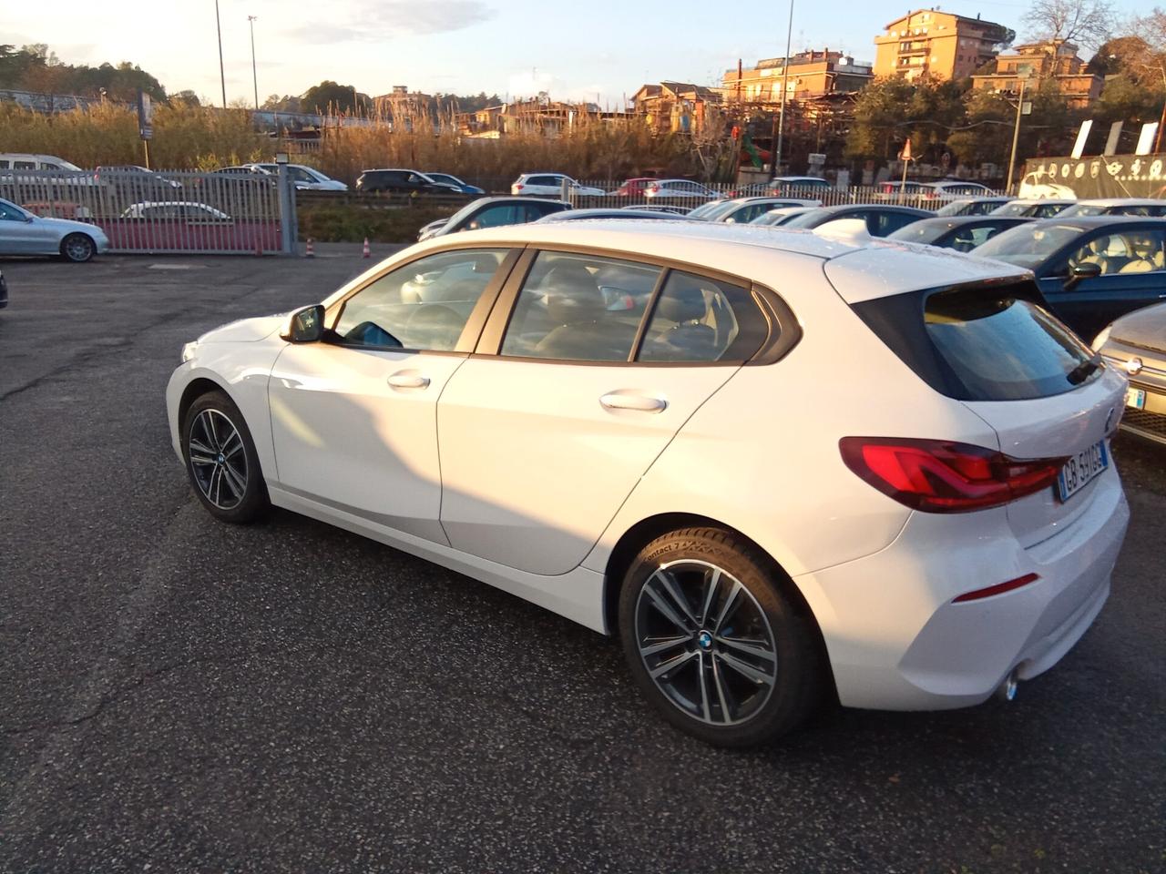 Bmw 116 116D M-SPORT 116CV FULL NAVI LED CERCHI 19 UNIPRO