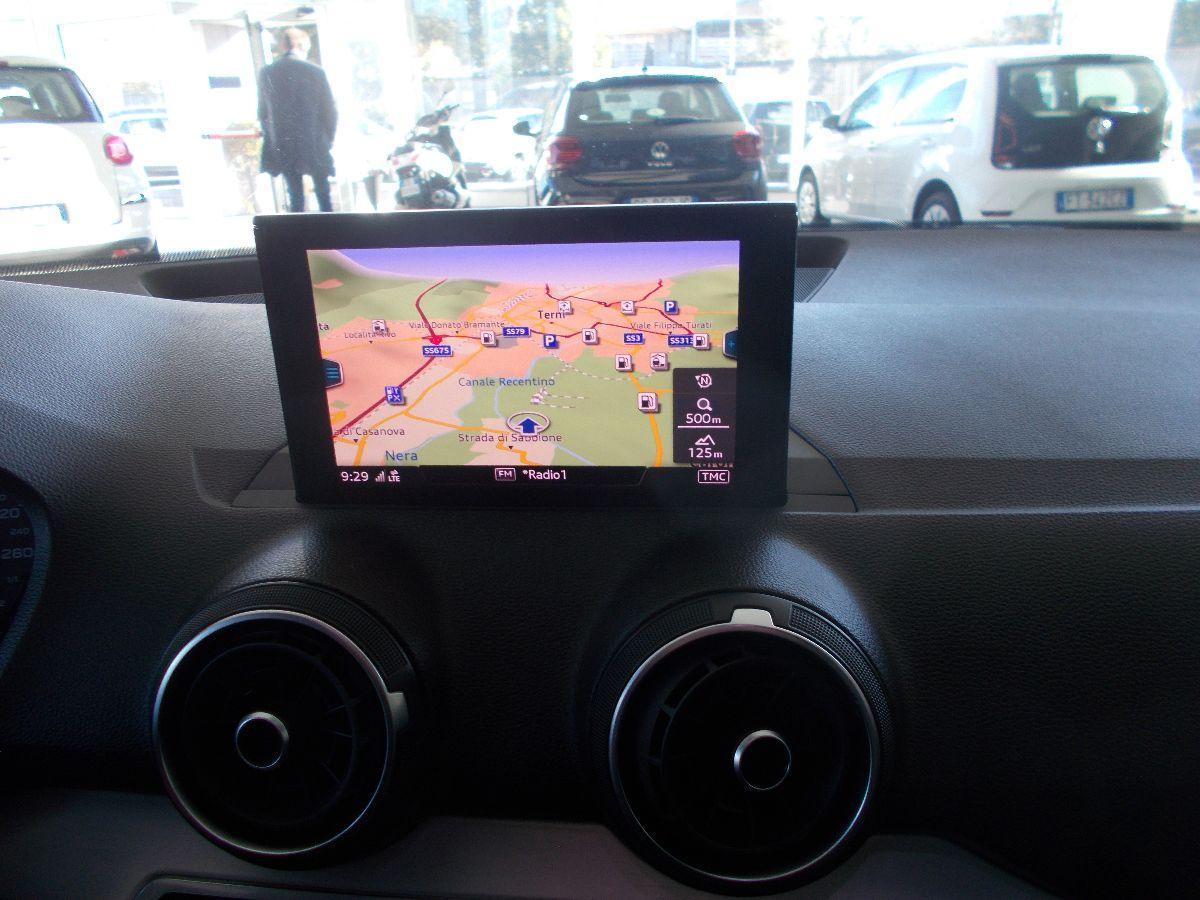 AUDI - Q2 - 30 TDI S tronic Admired