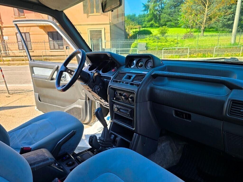 Mitsubishi Pajero 3.0 V6 150CV GLS PREPARATO