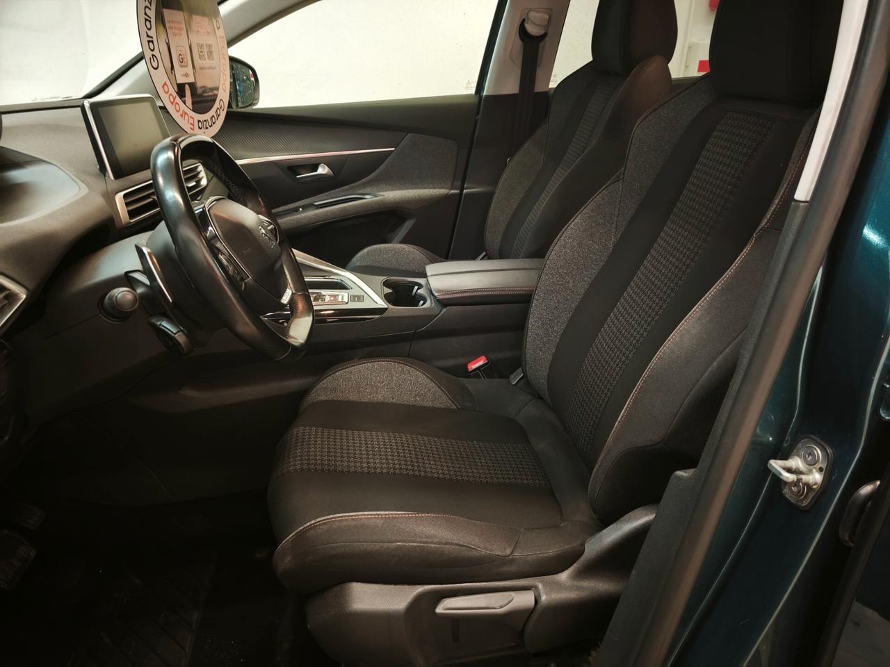 Peugeot 5008 Peugeot 5008 1.5 HDi 130 CV EAT8 Business
