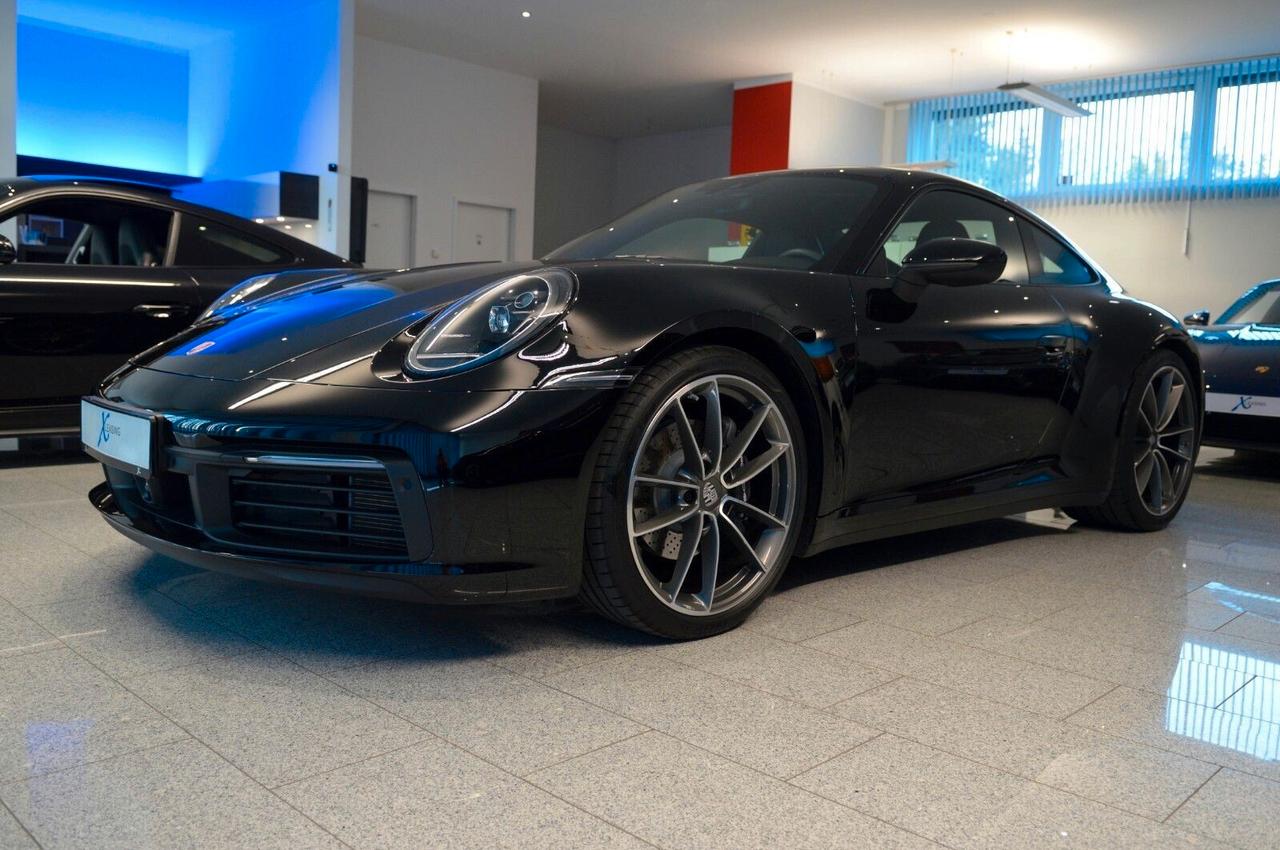 Porsche 911 Carrera