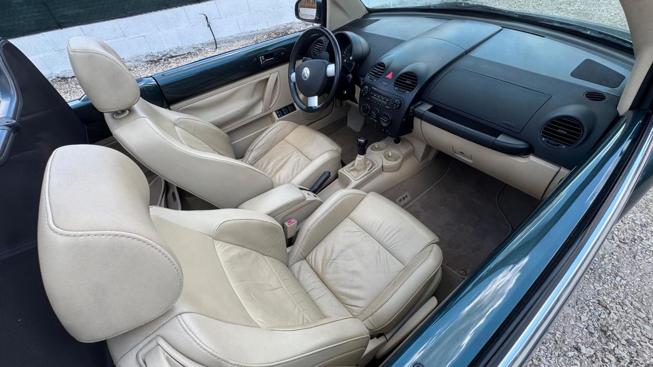 Volkswagen New Beetle 1.8 T 20V Cabrio