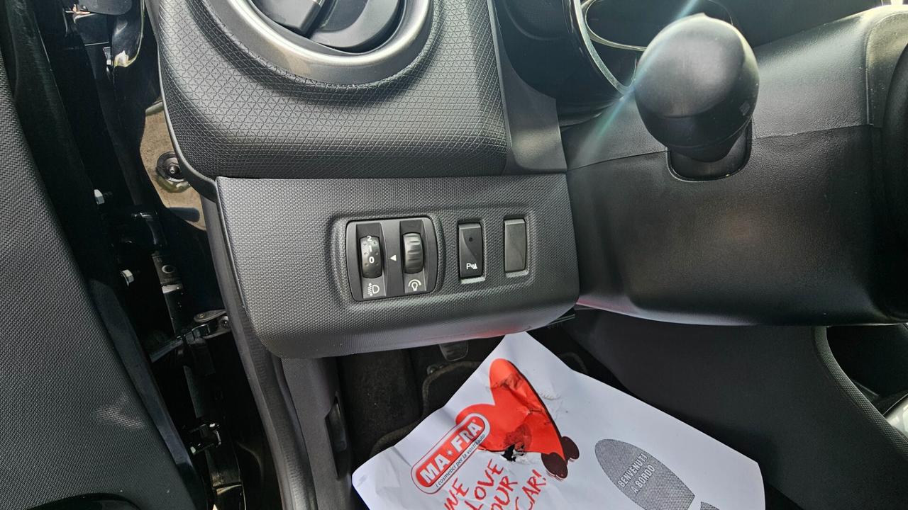 Renault Clio dCi 8V 90CV Start&Stop 5 porte Energy Intens