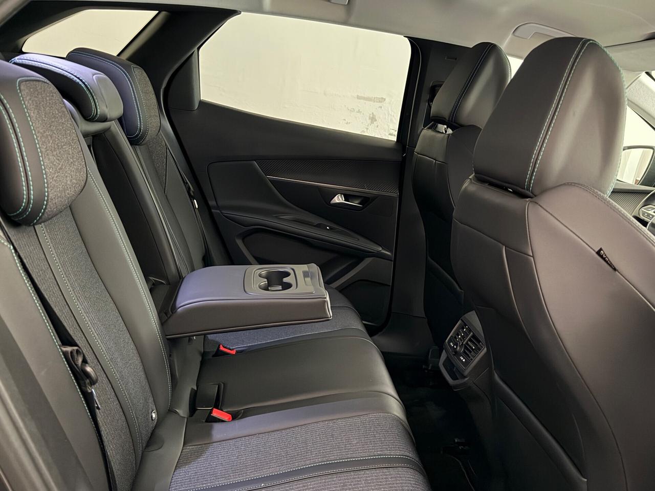 Peugeot 3008 BlueHDi 130 S&S Allure