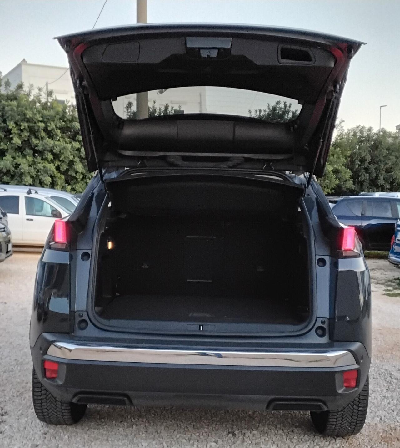 Peugeot 3008 BlueHDi 120 S&S EAT6 Active