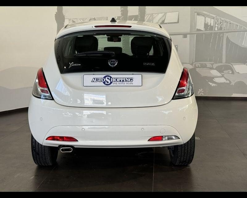 Lancia Ypsilon 3ª serie 1.0 FireFly 5 porte S&S Hybrid Gold