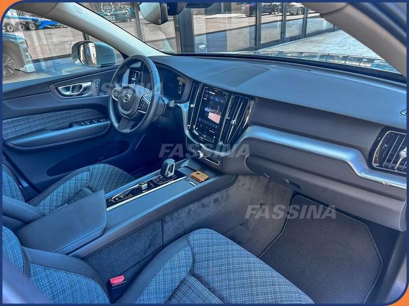 Volvo XC60 T6 Plug-in hybrid AWD automatico Core