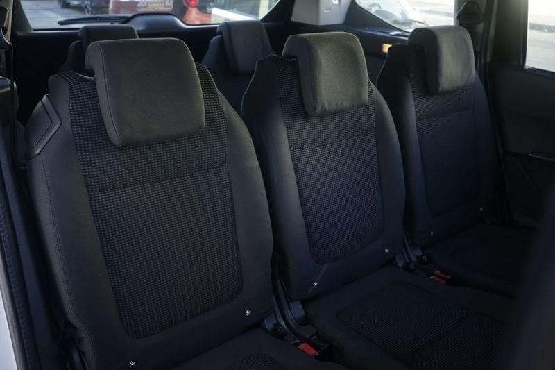 Peugeot 5008 Peugeot 5008 2.0 HDi 150CV 7 posti Business Unicoproprietario