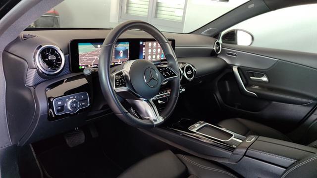 MERCEDES-BENZ A 180 d Automatic Progressive *SENZA VINCOLO FINANZIAM.