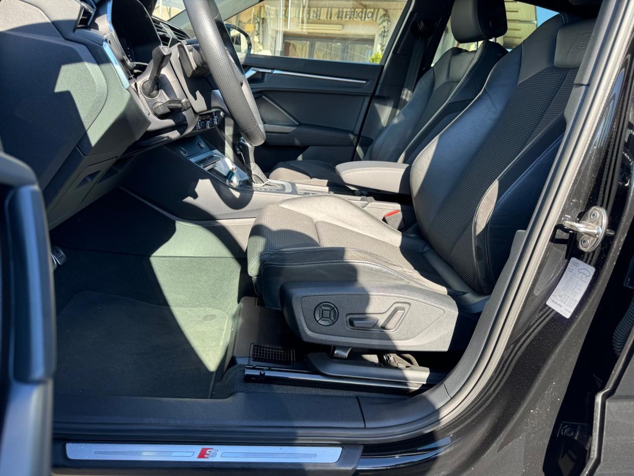 Audi Q3 SPB 35 TDI S tronic line