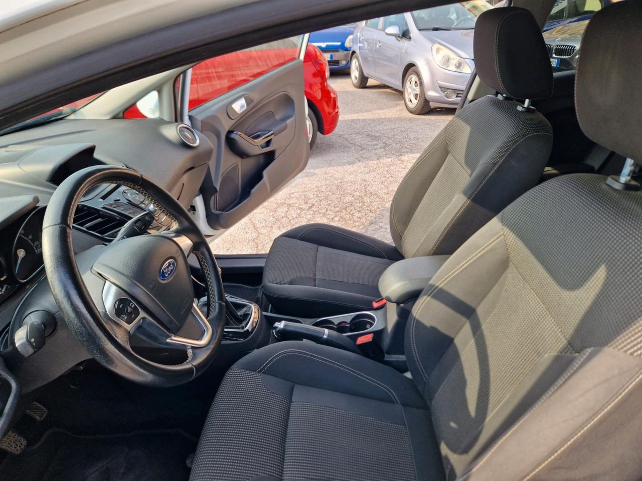 Ford Fiesta 1.5 TDCi 75CV 3 porte Titanium OK NEO