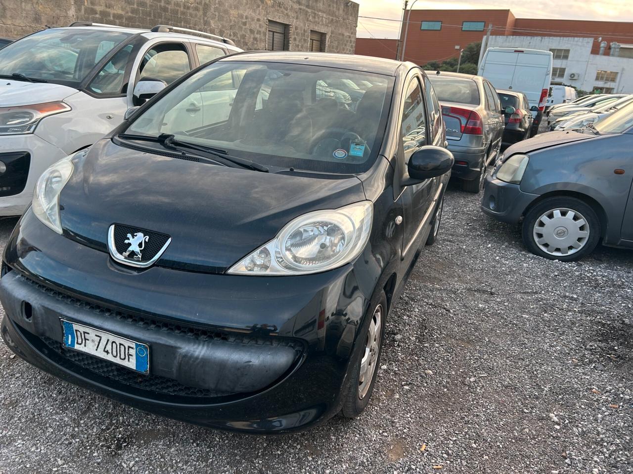 Peugeot 107 1.0 68CV 5p. Desir