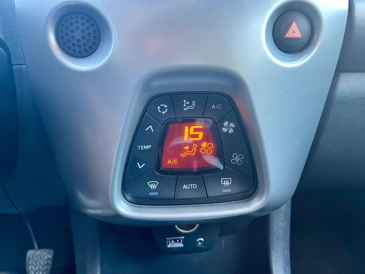 Toyota Aygo 1.0benz 2014 91.000km per neopatentati