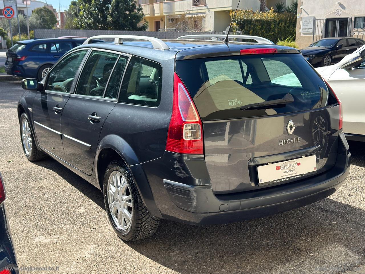 RENAULT Mégane 1.6 SporTour Dynamique