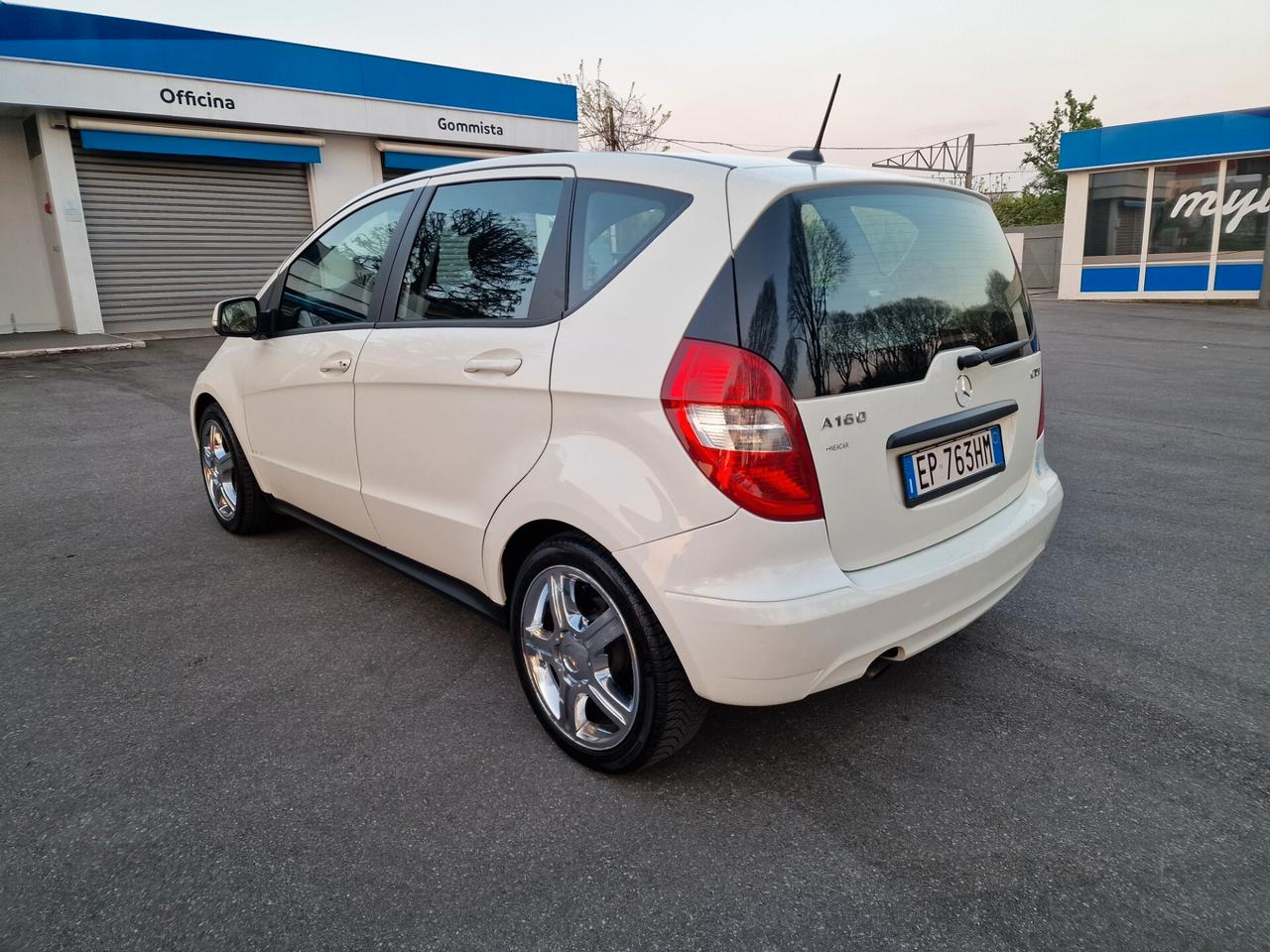 Mercedes-benz A 160 A 160 CDI BlueEFFICIENCY Premium