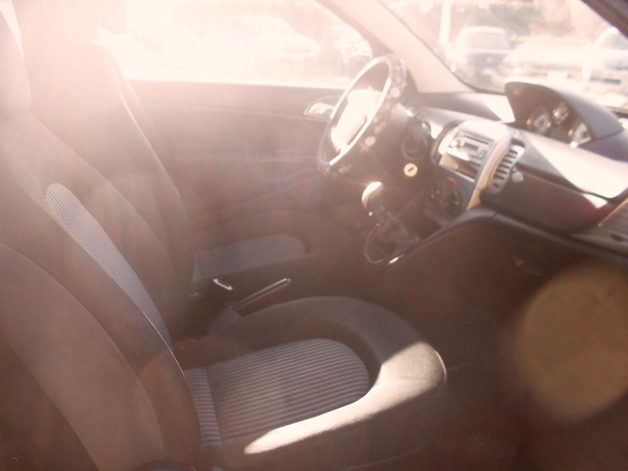 Lancia Ypsilon 1.2 Argento