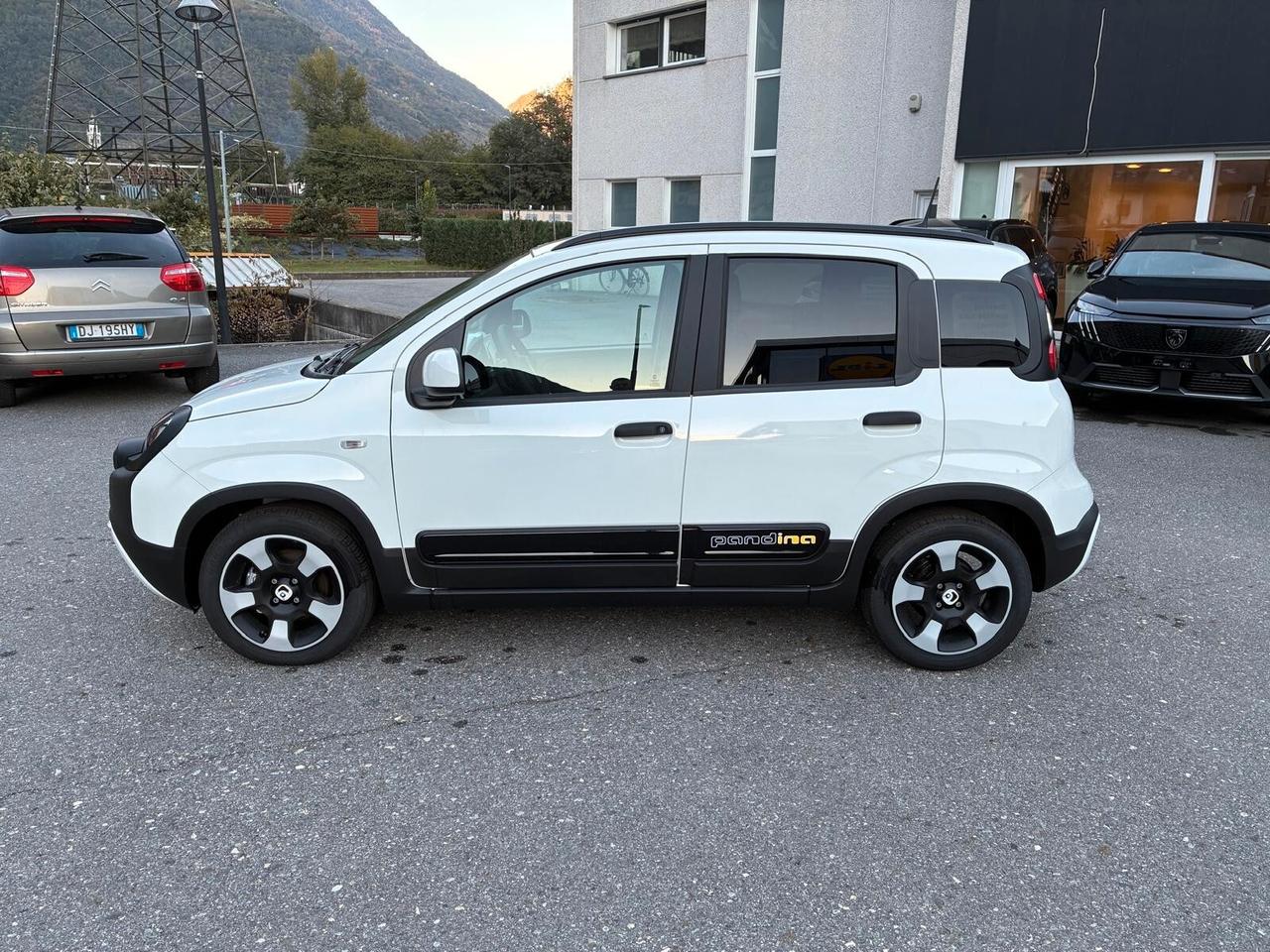 Fiat Pandina 1.0 FireFly 65 CV Hybrid Cross