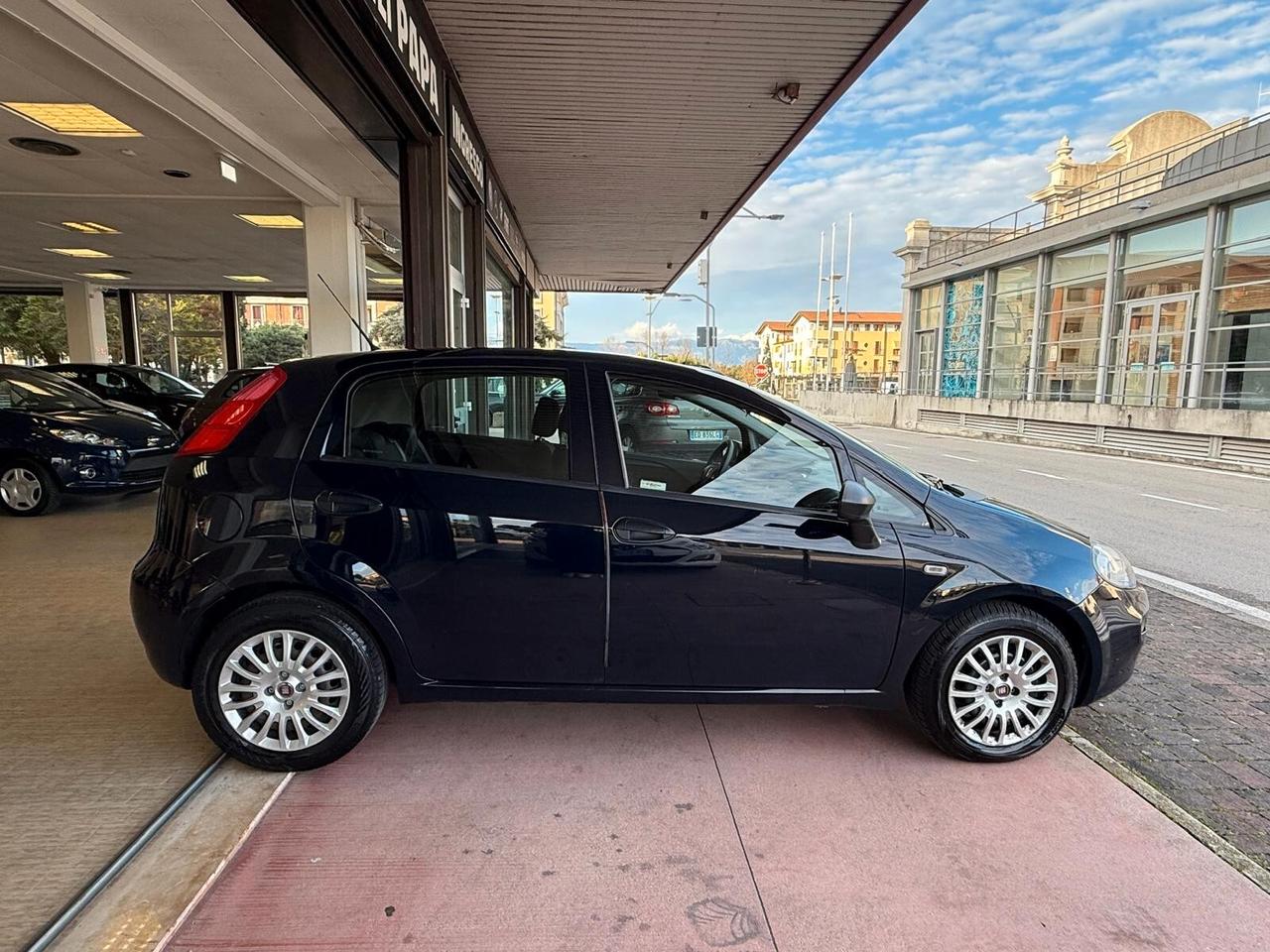 Fiat Punto 1.3 MJT II S&S 95 CV 5 porte Street