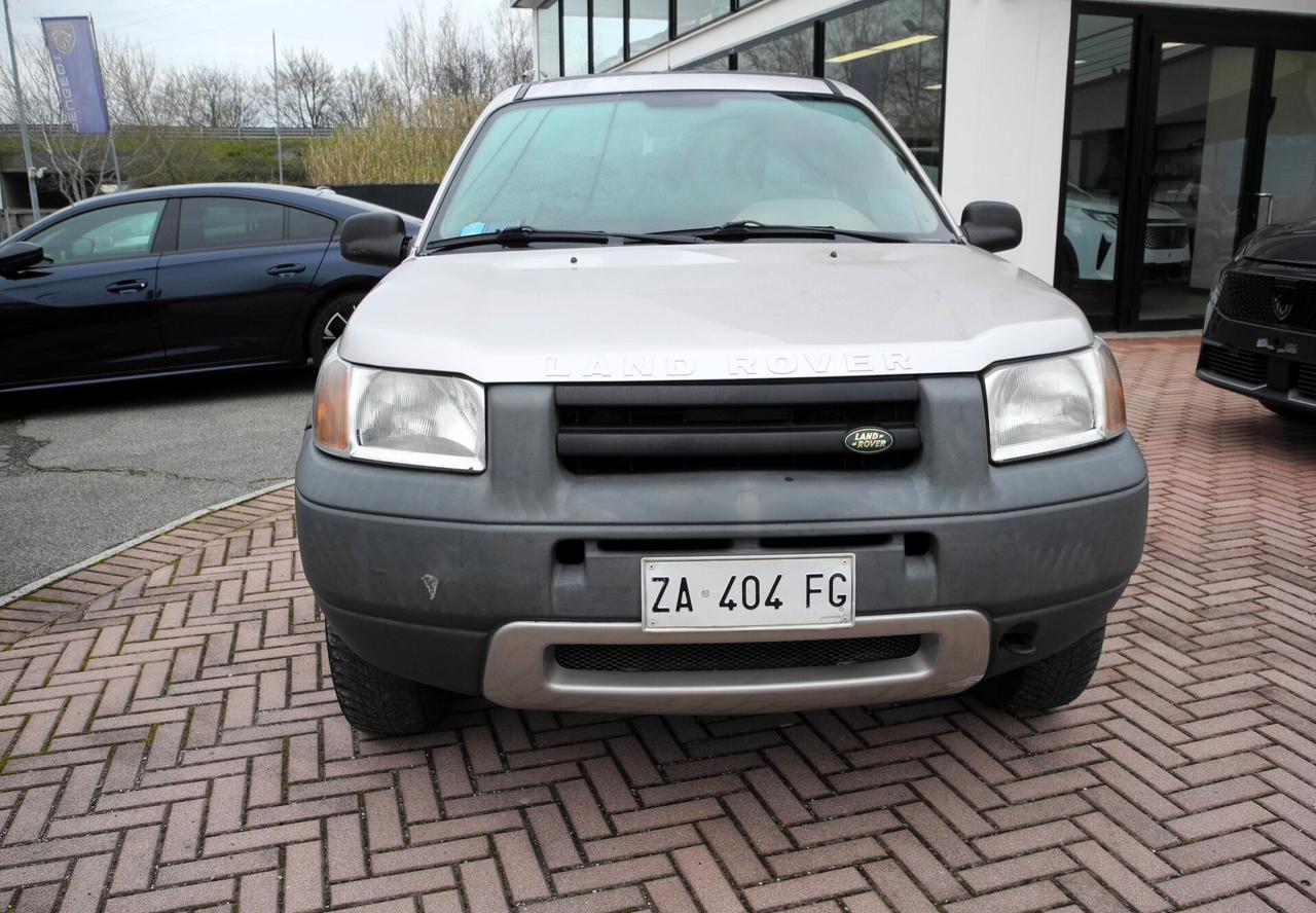 Land Rover Freelander 2.0 TD cat 3p. Hardback