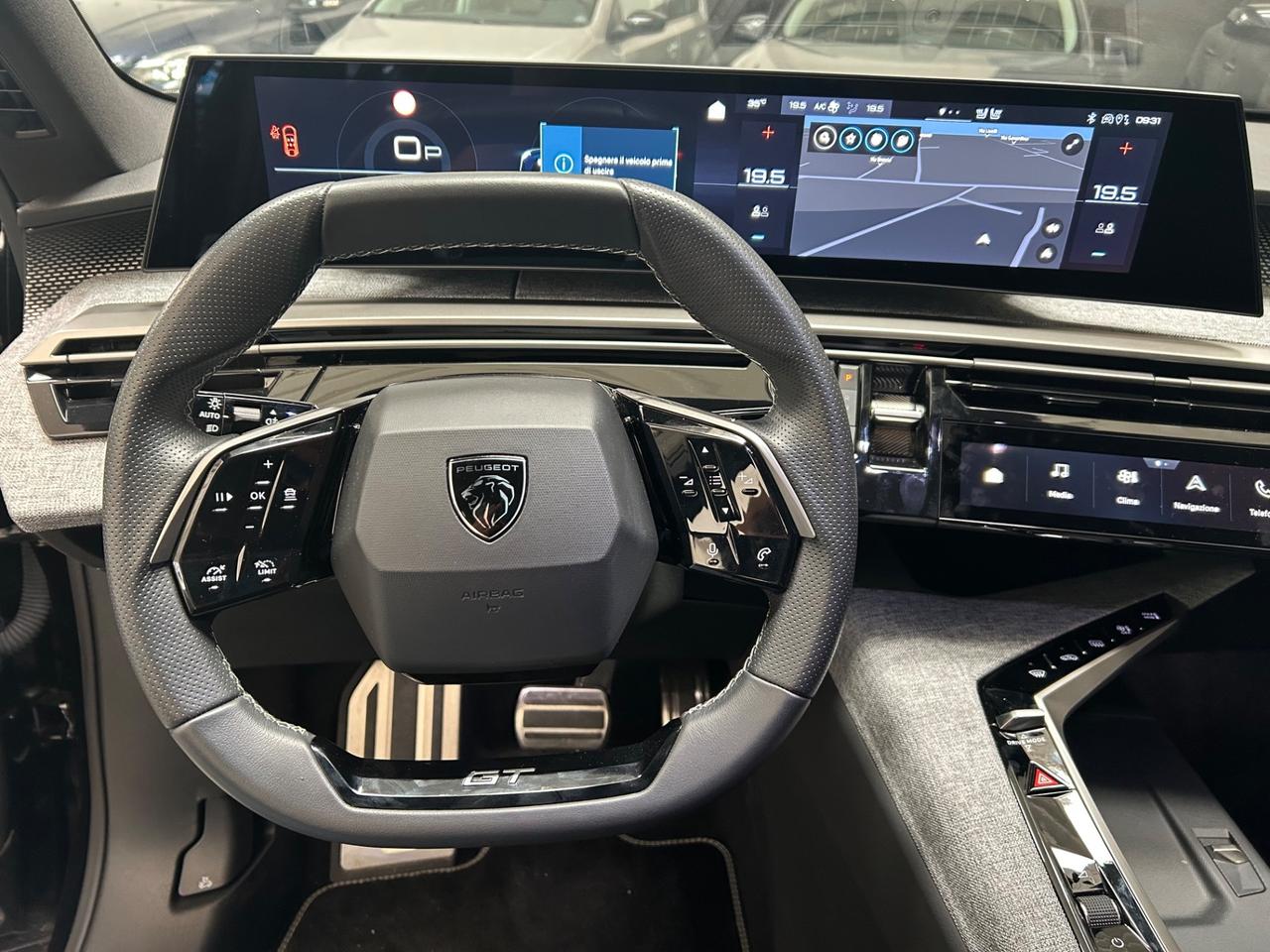 Peugeot 3008 GT Hybrid 145cv e-DCS6