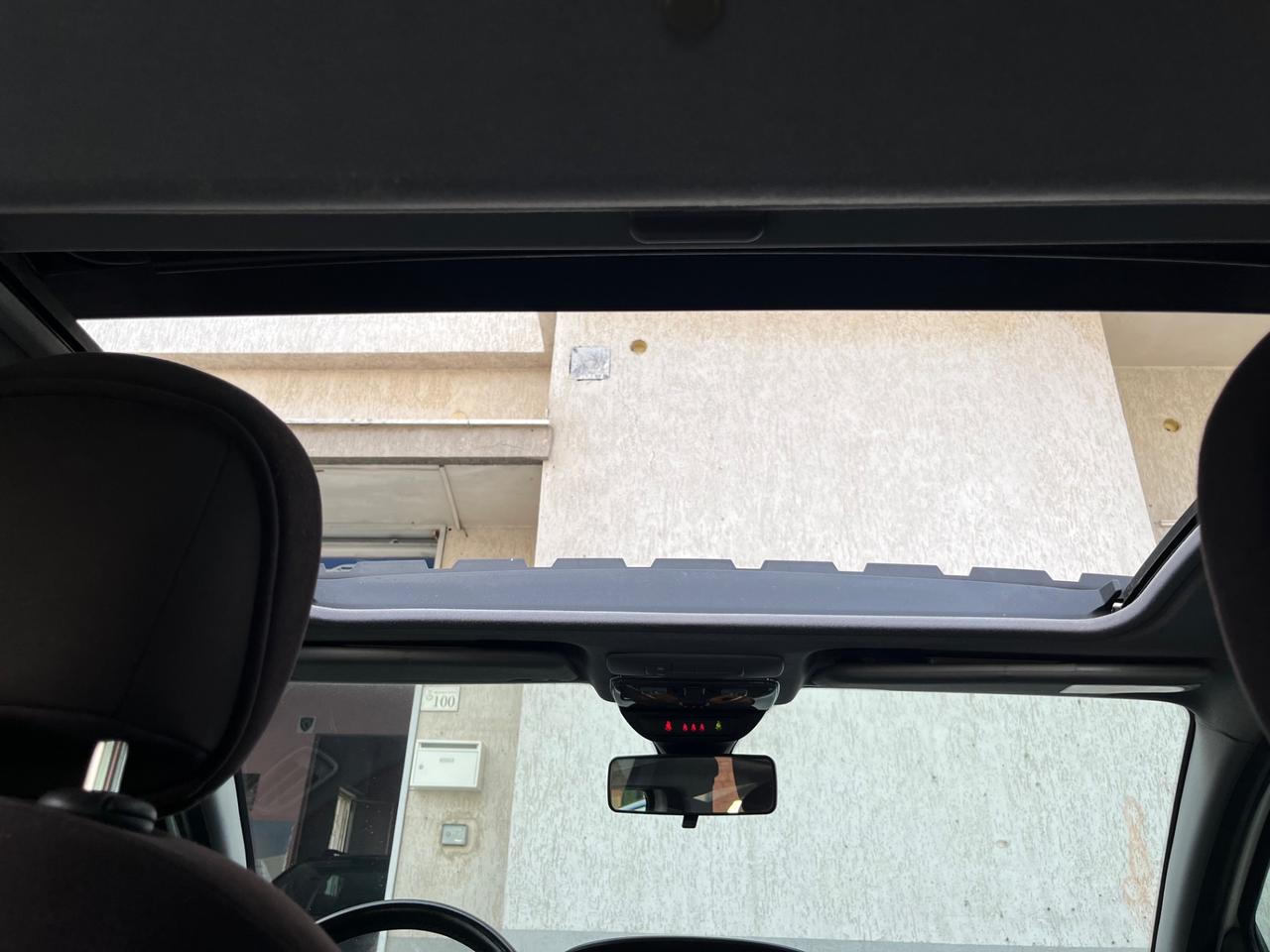 LANCIA YPSILON 5P CON TETTO PANORAMICO APRIBILE