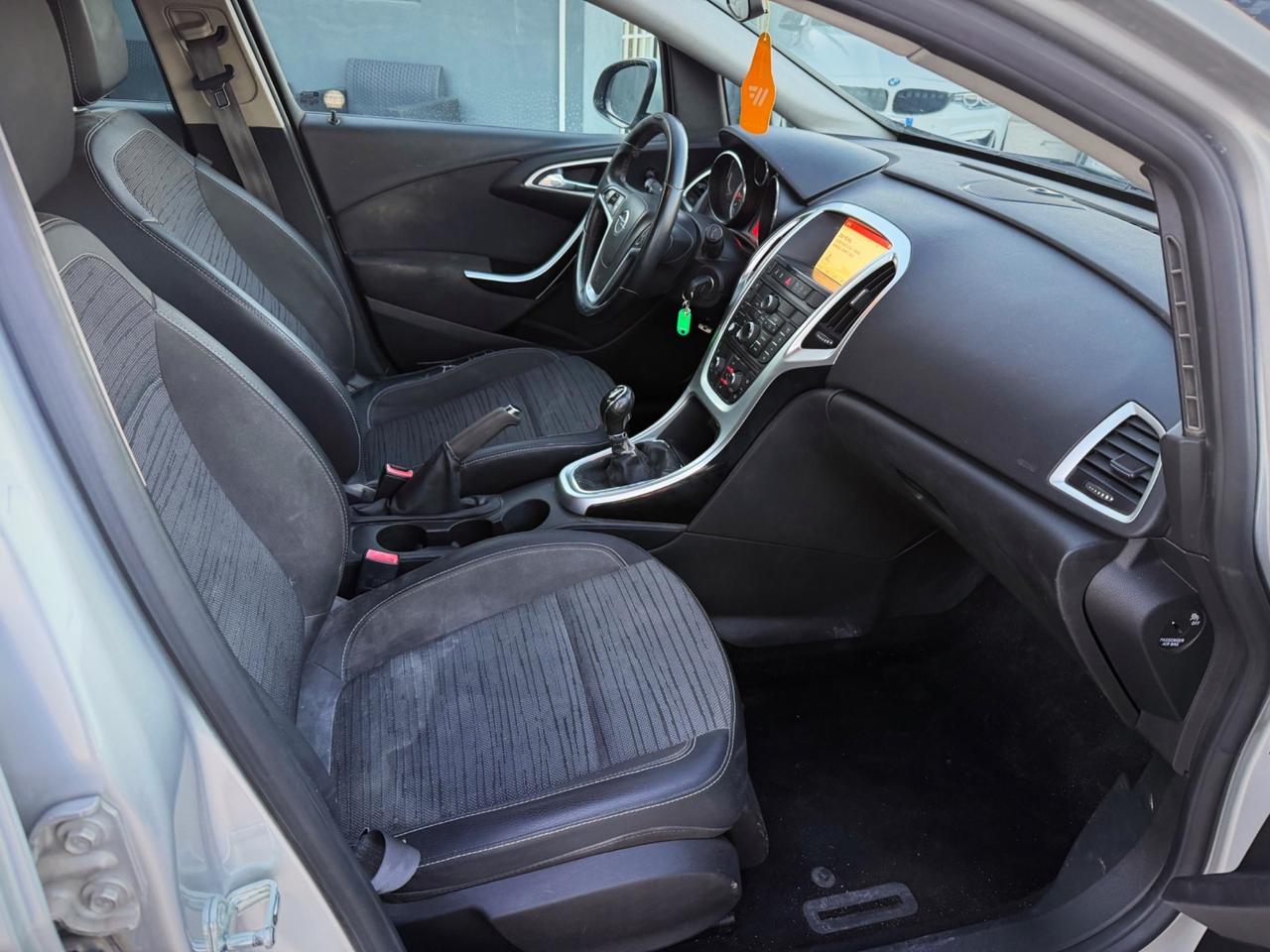 Opel Astra 1.4 Turbo 140CV Sports Tourer GPL Tech Cosmo