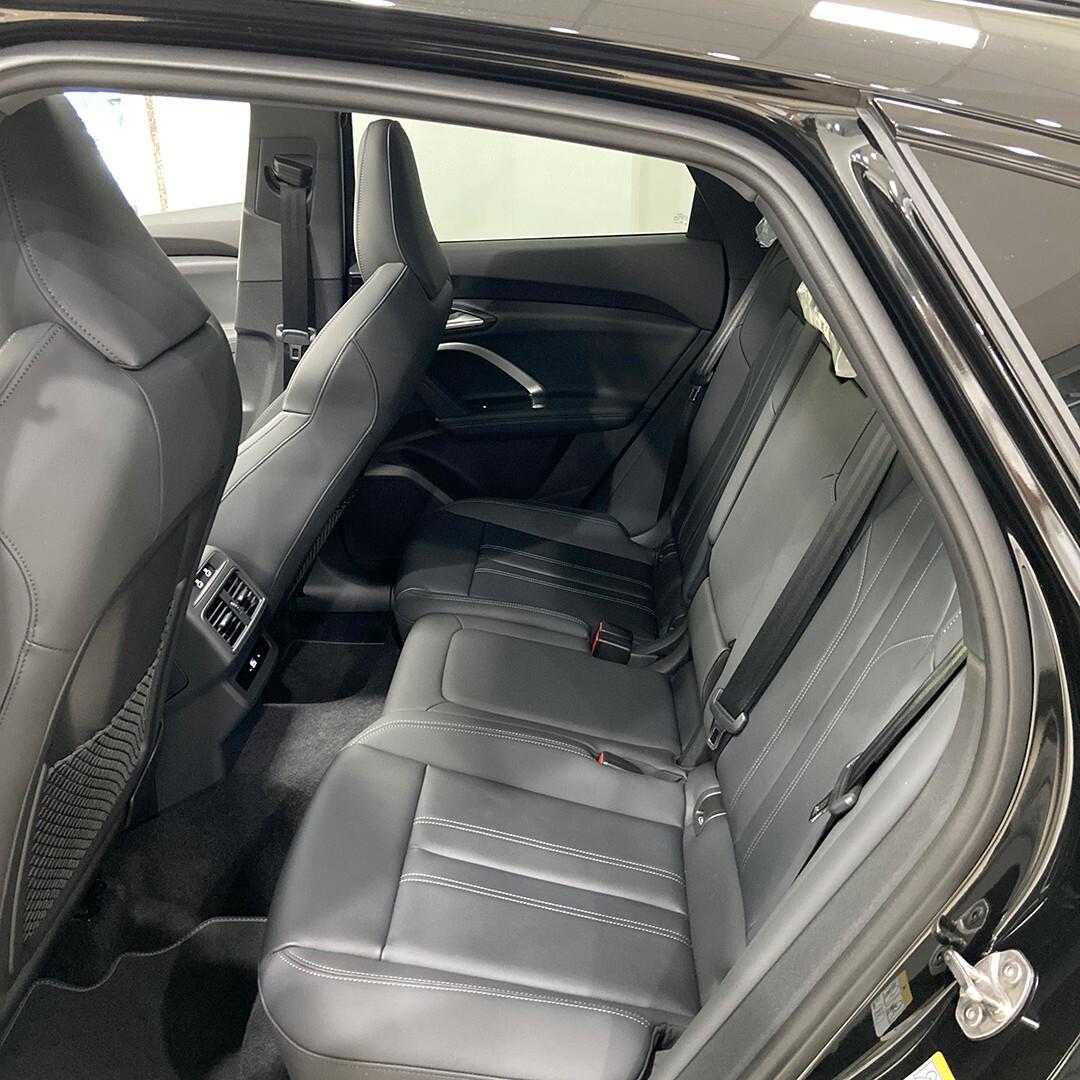 Audi Q5 SPB TDi 150 kW mHEV+ S tronic quattro line edition