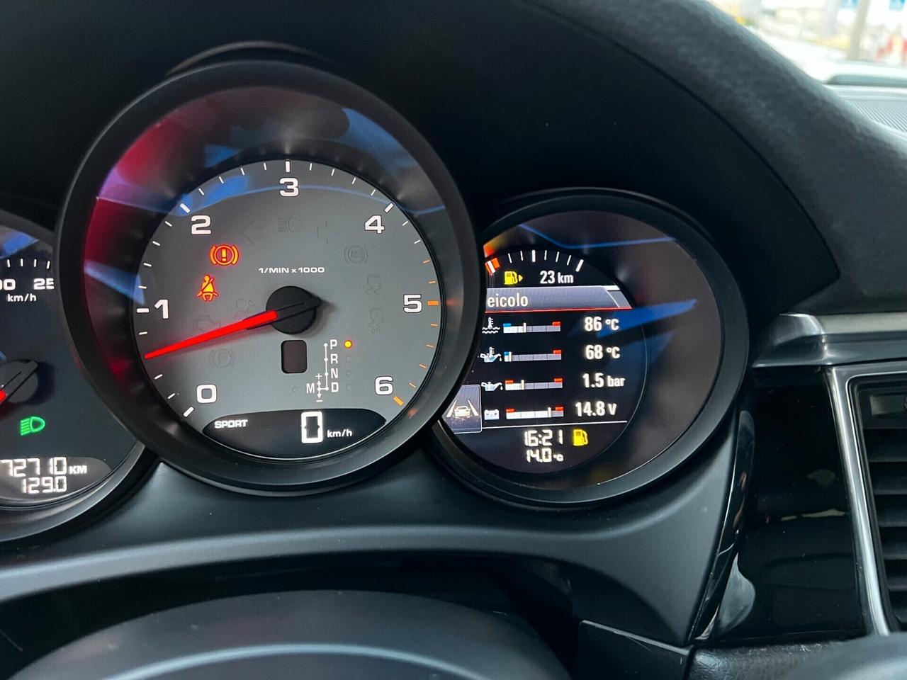 Porsche Macan S 3.0 Diesel-RESTAYLING-FULLED MY 16