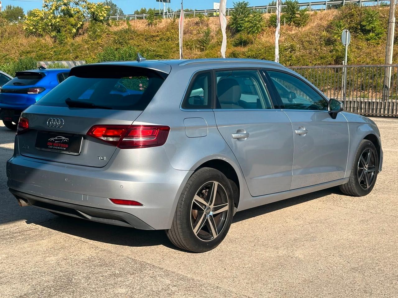 Audi A3 SPB 1.6 TDI 116 CV S tronic Sport