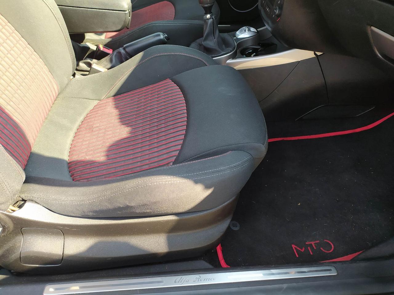 Alfa Romeo MiTo Distinctive Premium 1.4 TB #10391