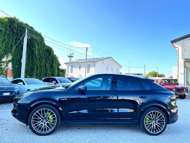 PORSCHE Cayenne Coupé 3.0 V6 E-Hybrid Platinum Edition