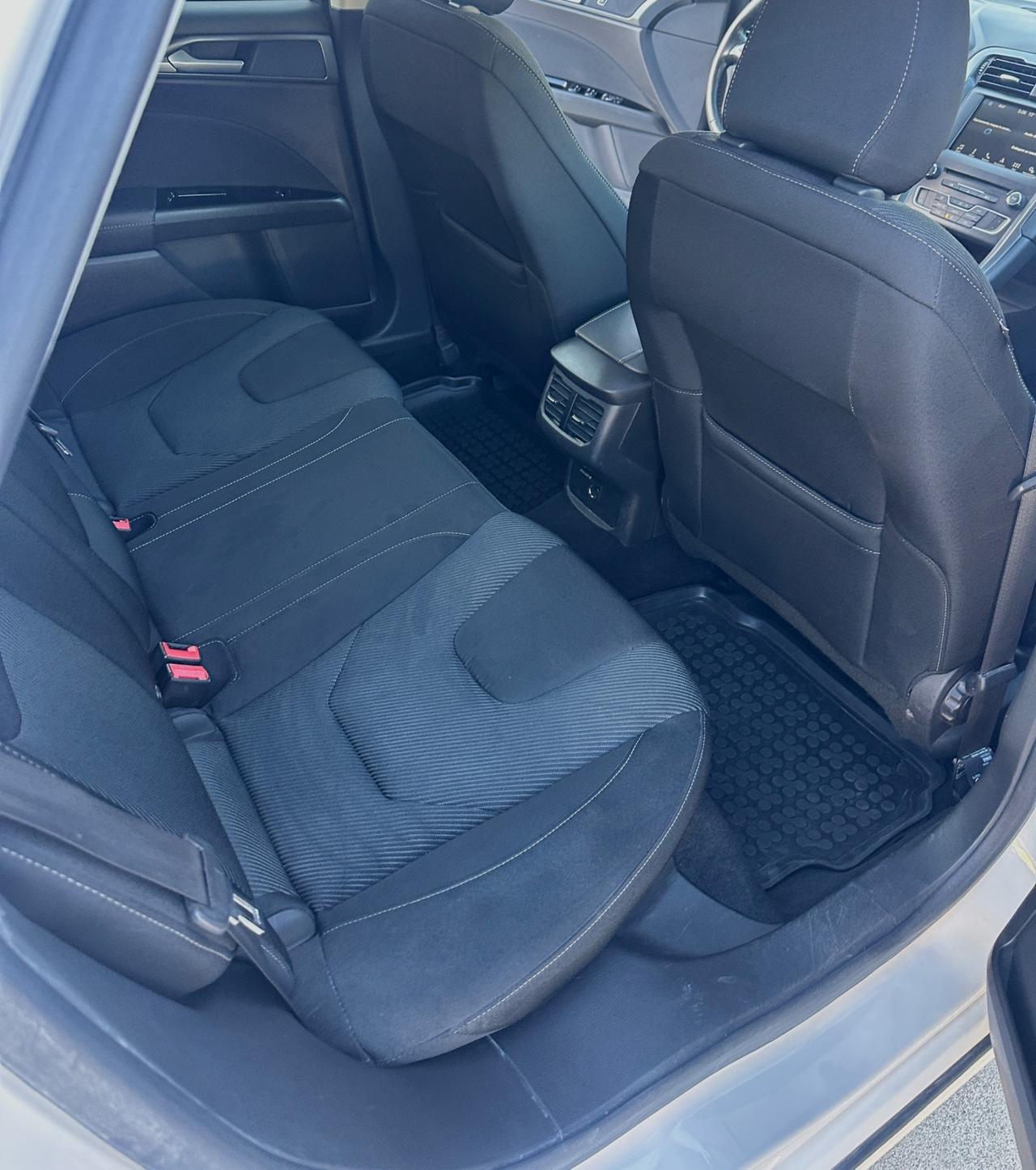 Ford Mondeo 2.0 TDCi 150 CV S&S Powershift Station Wagon Vignale