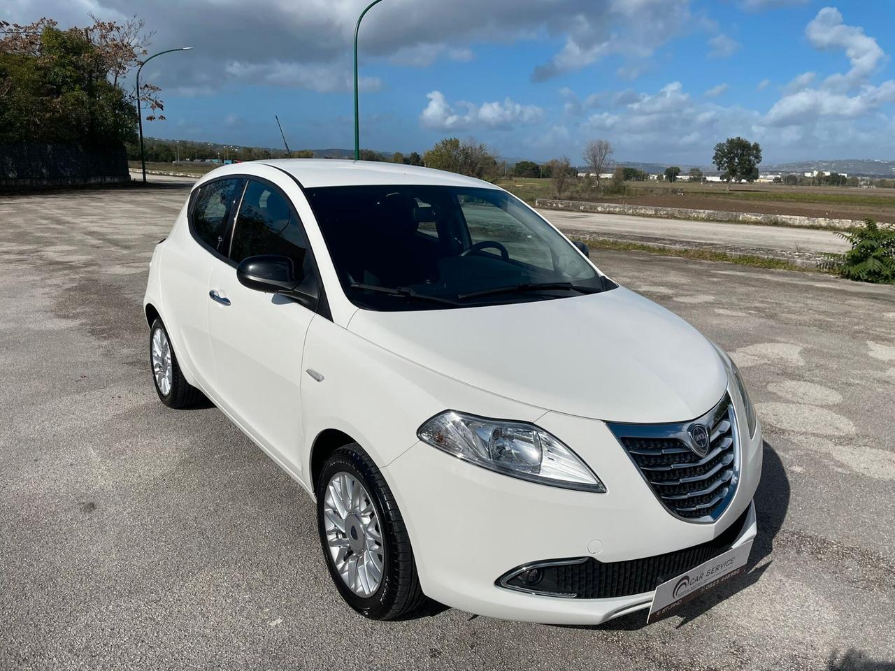 Lancia Ypsilon 1.2 benzina 69 CV Gold