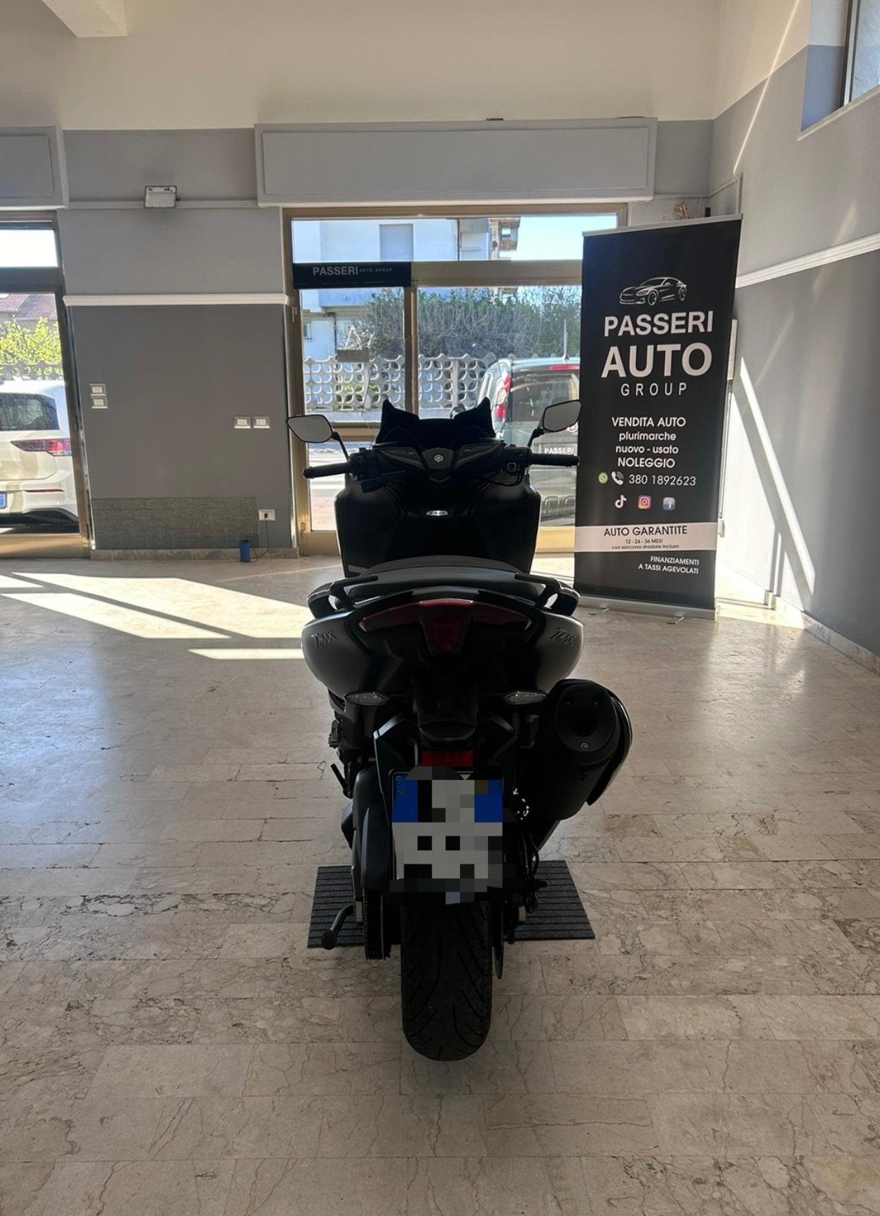 Yamaha TMAX 560