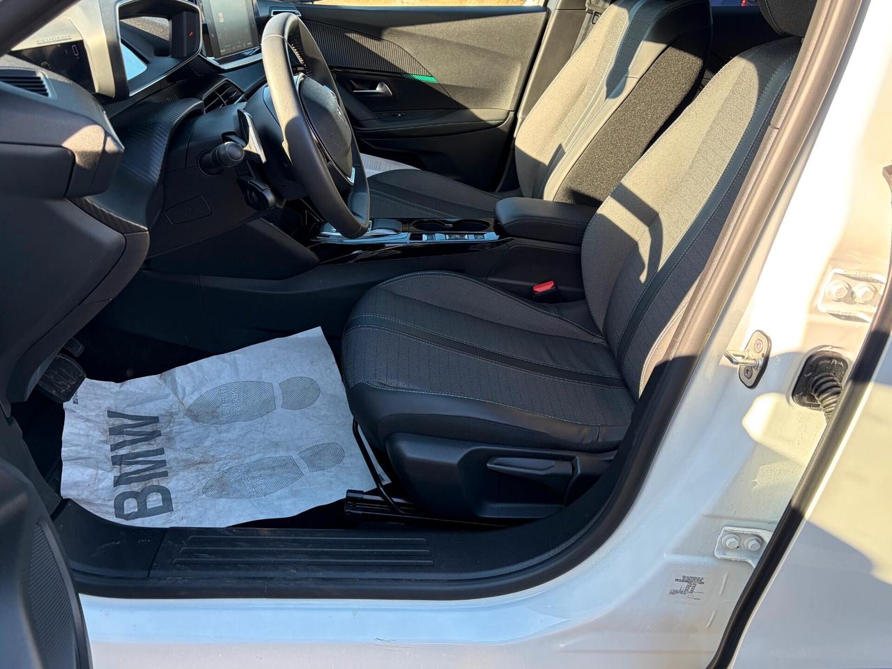 Peugeot 2008 PureTech Allure 130 S&S EAT8 ok Neopatentato