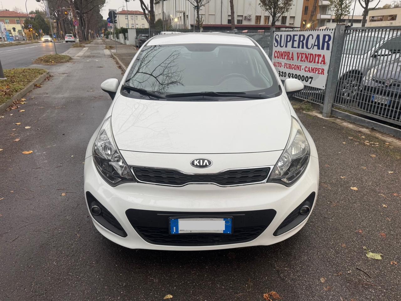 Kia Rio 1.1 CRDi 5p. neopaten garanzia 12 mesi