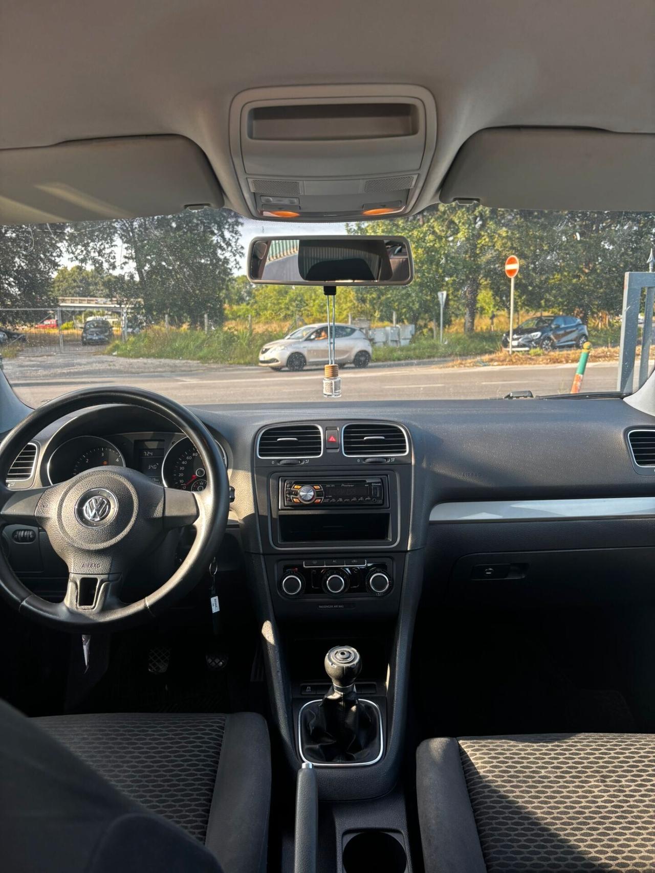Volkswagen Golf 1.6 TDI DPF 3p. Highline
