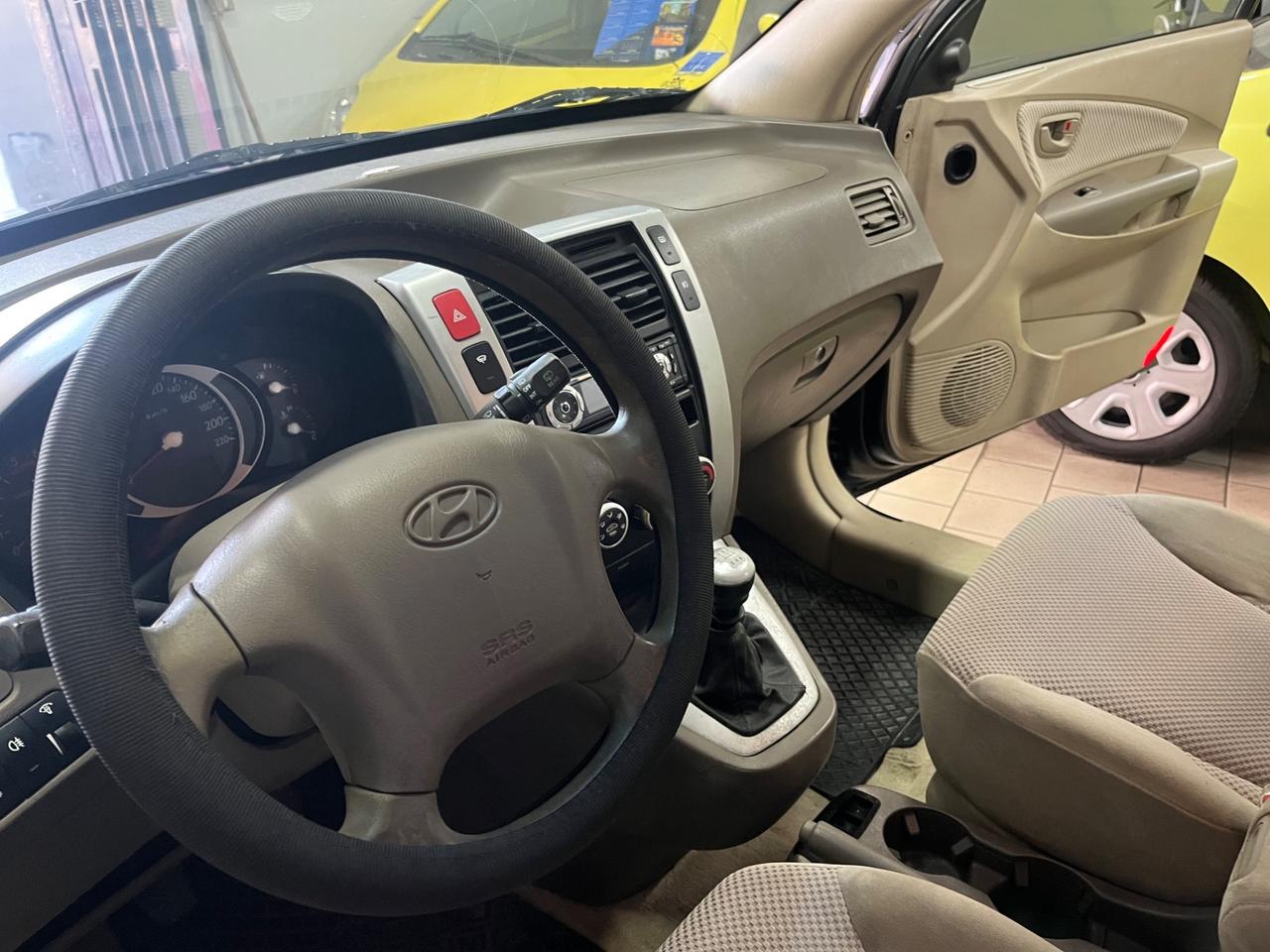 Hyundai Tucson 2.0 CRDi 4wd optional